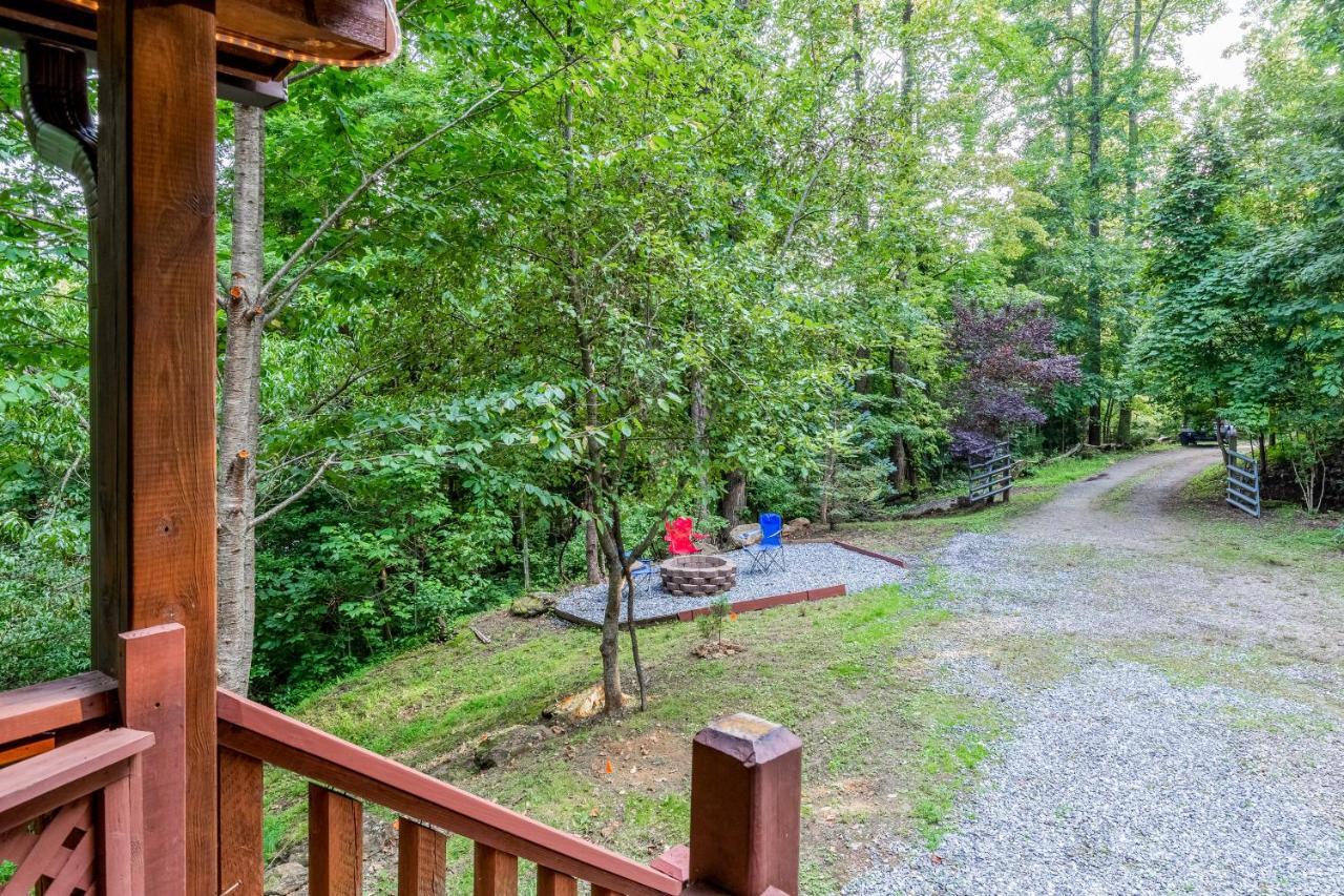 Villa Red Fox Den Sylva Exterior foto